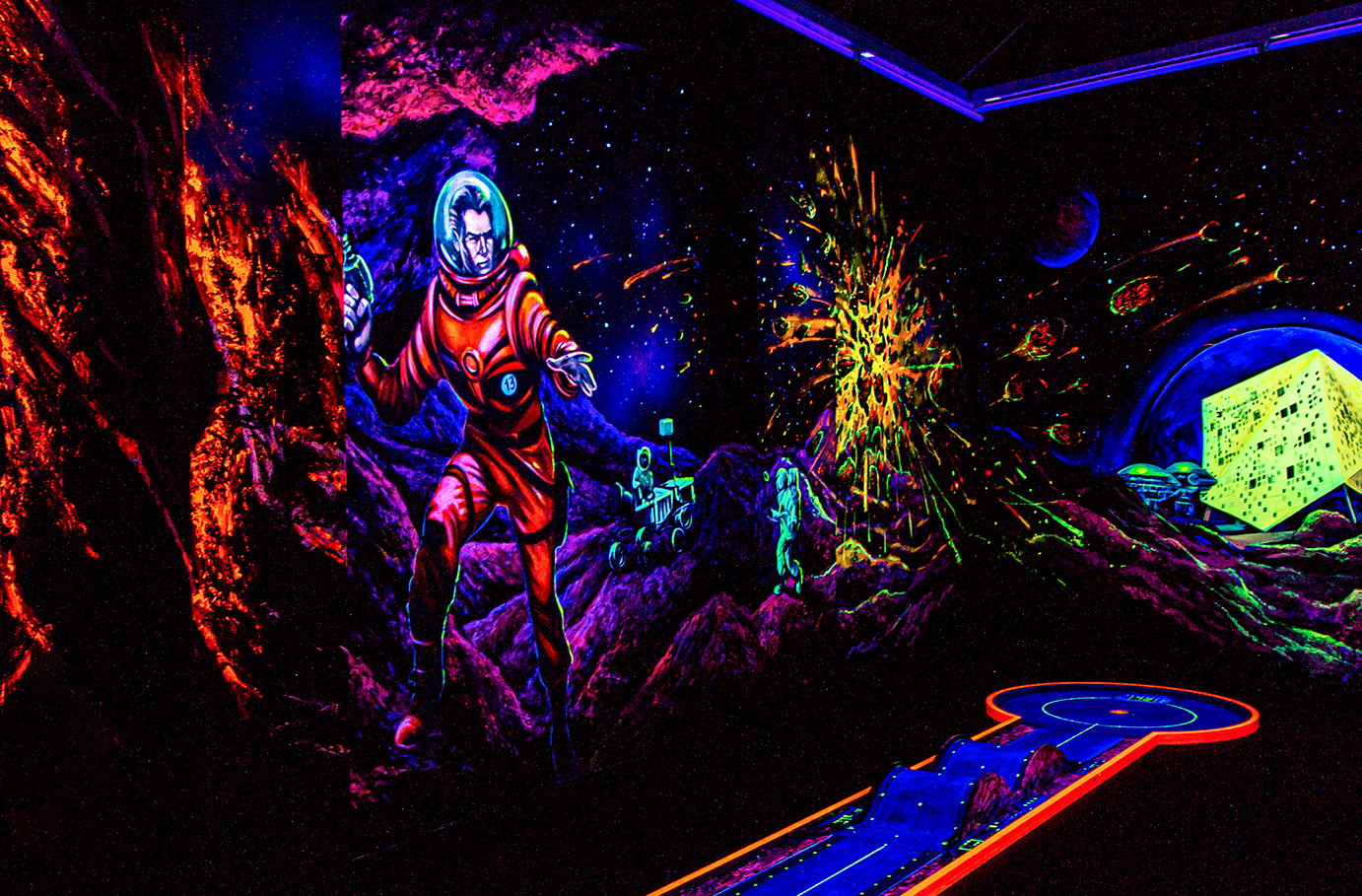 3D Schwarzlicht Minigolf Asperg