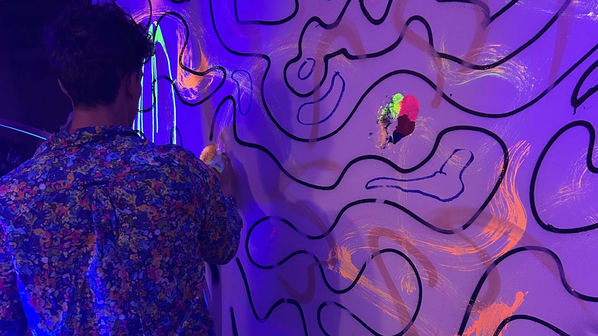 Action Neon Painting München