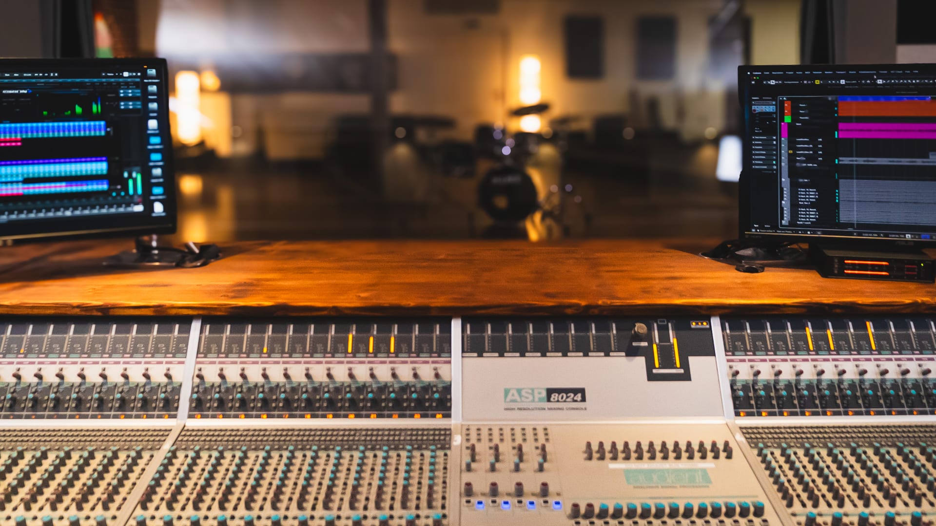 Behind the scenes Musikstudio Pulheim