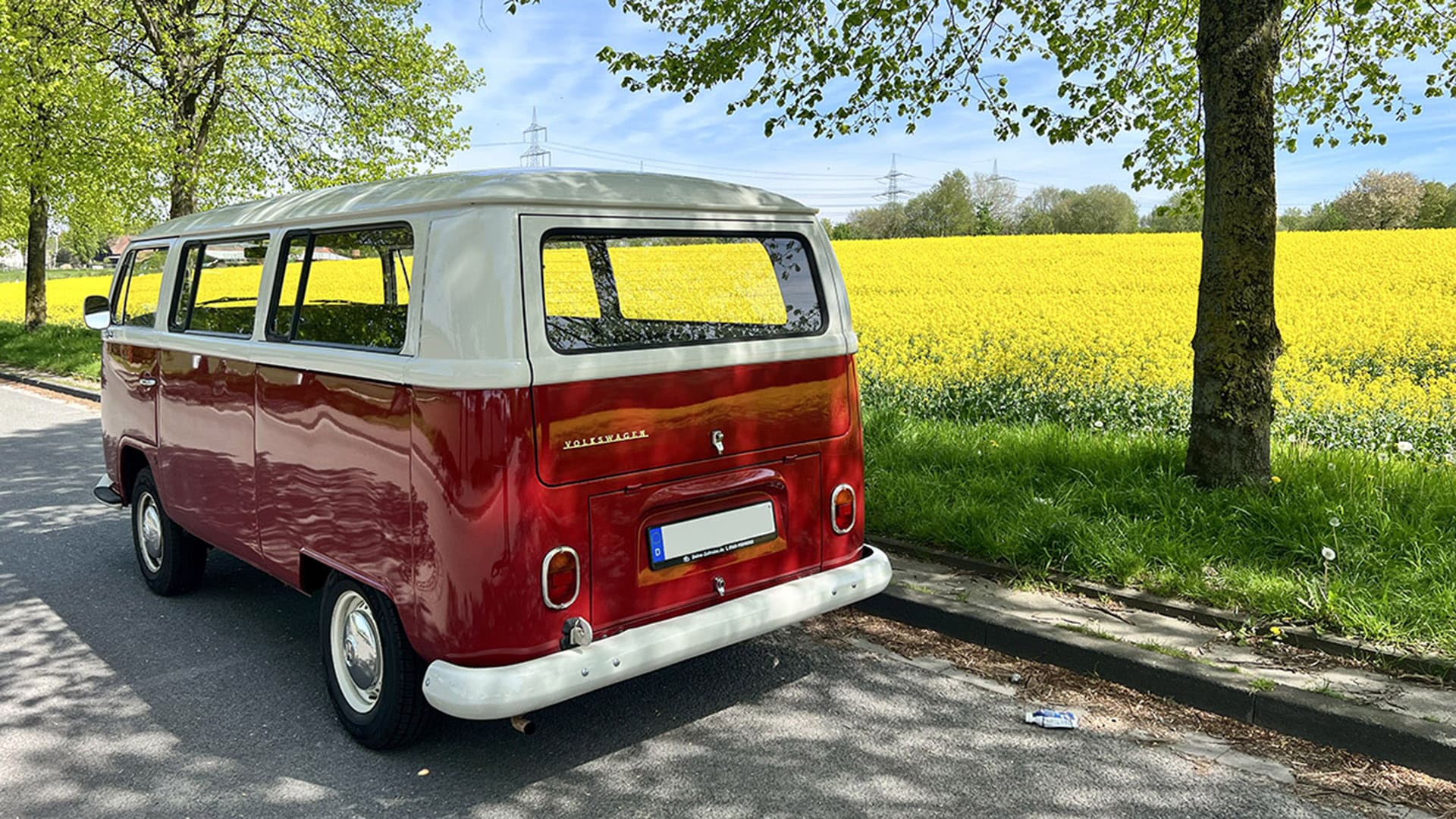 Bulli mieten Bochum für 8 Personen (1 Std.)