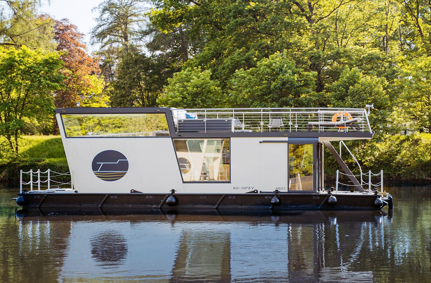 Elektro Hausboot Übernachtung Mettlach für bis zu 4 (2 Nächte)