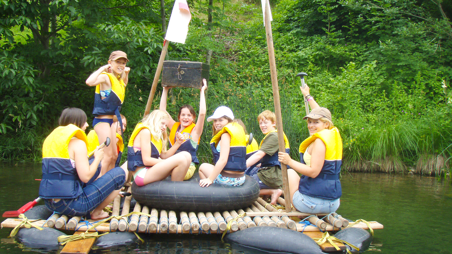 Floßbau mit Schatzsuche Molln