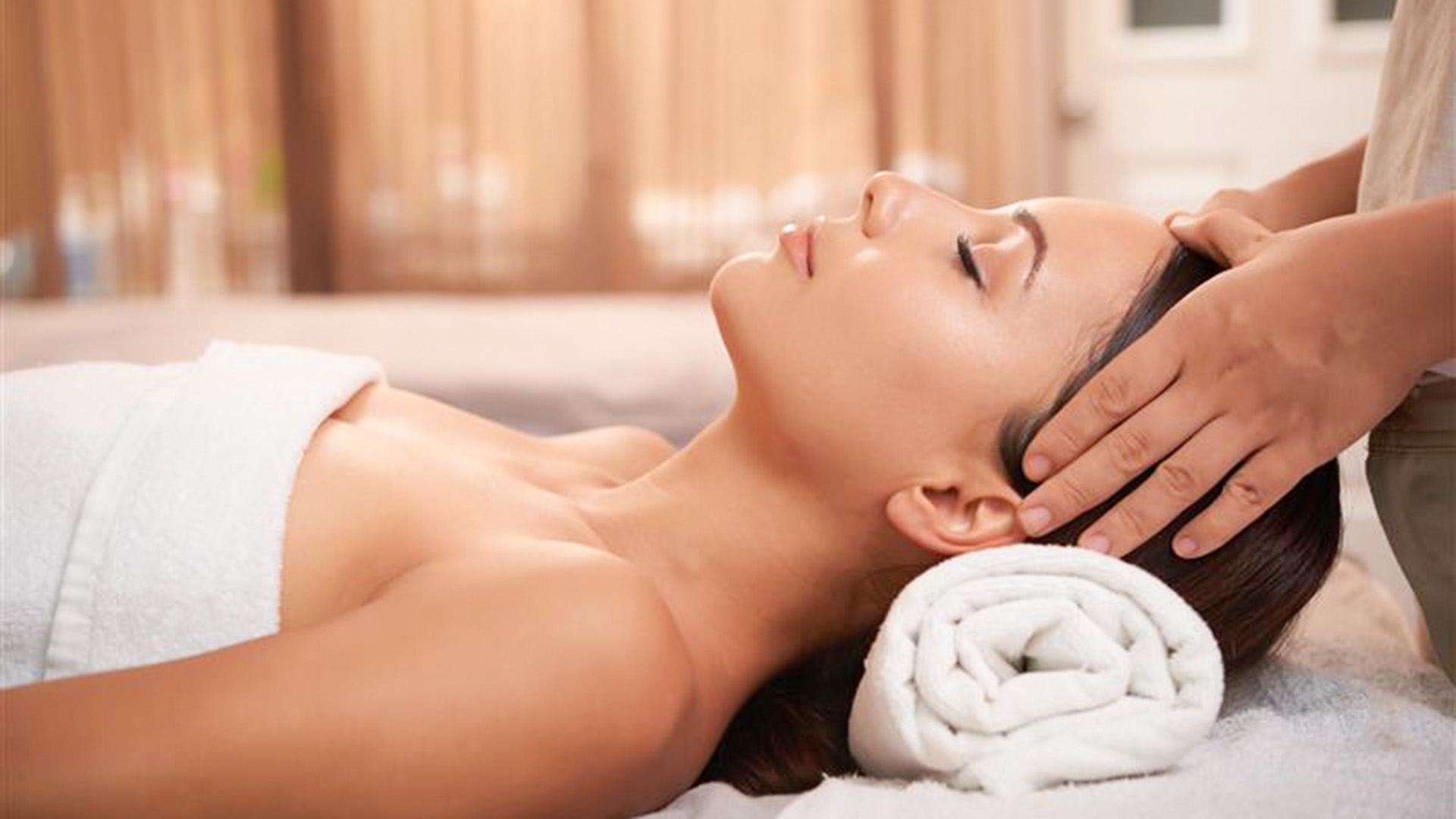 Head Spa Berlin (2 Std.)