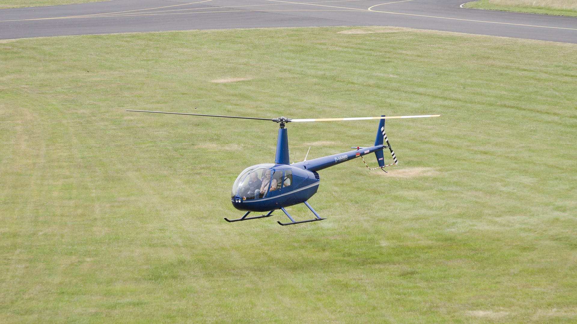 Hubschrauber selber fliegen Jesenwang (30 Min.)