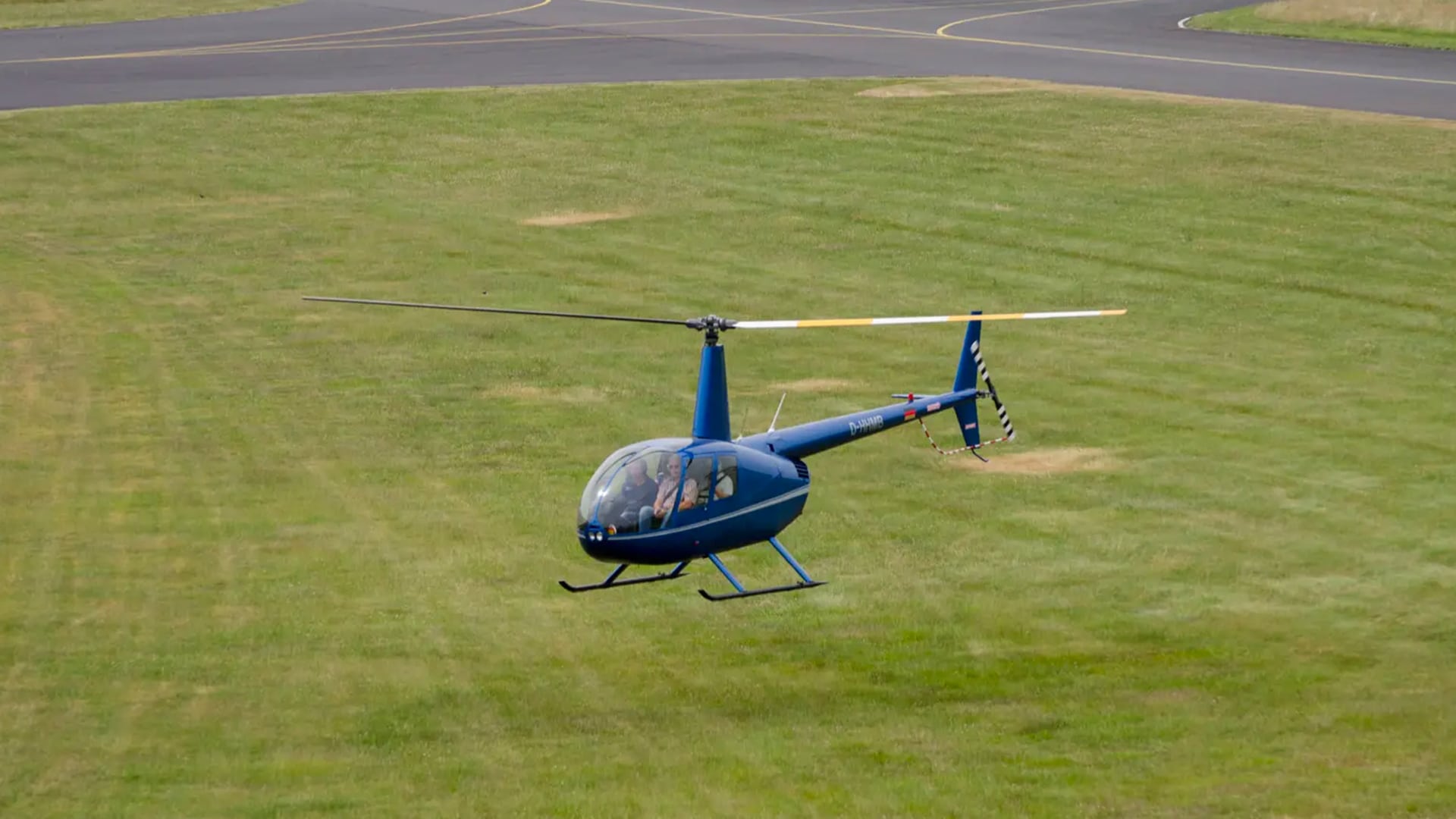 Hubschrauber selber fliegen Nobitz (30 Min.)