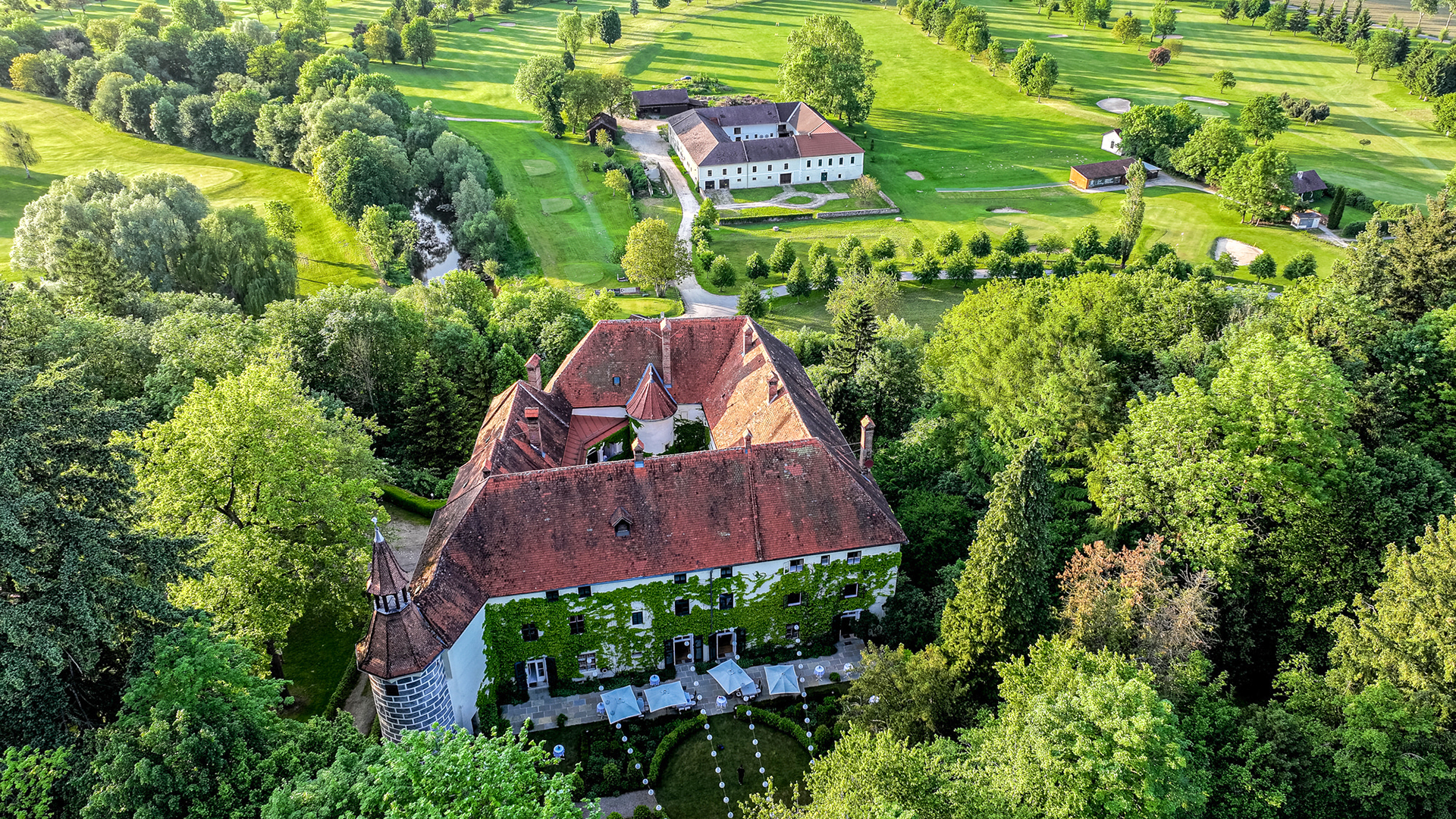 Kurzurlaub auf dem Anwesen Schloss Ernegg für 2 (3 Nächte)