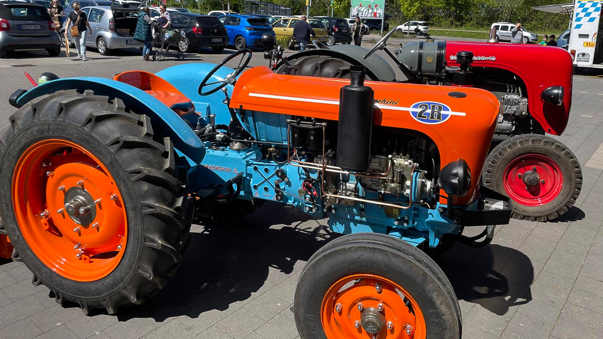 Lamborghini Traktor fahren Sindelfingen (Halbtags)