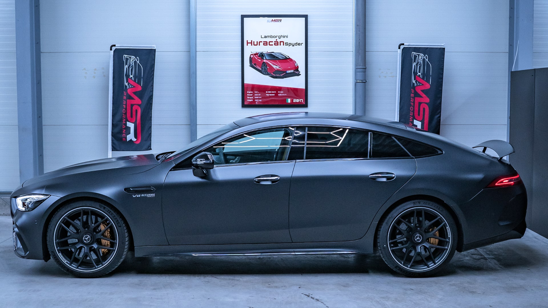 Mercedes GT63s AMG mieten (12 Std.)