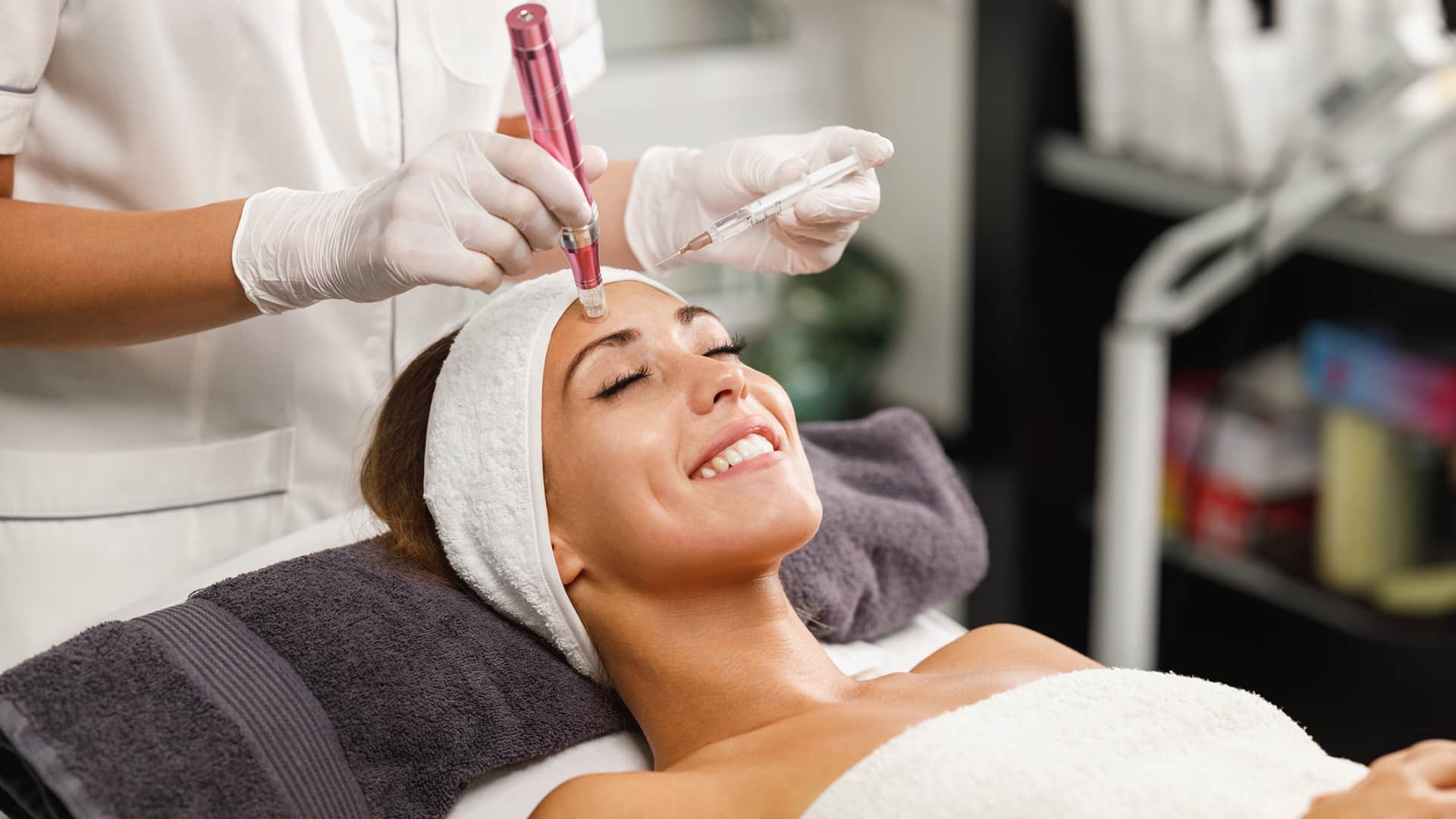 Microneedling Düsseldorf (60 Min.)