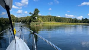 Motoryacht Waren (Day Cruise - 8 Std.)