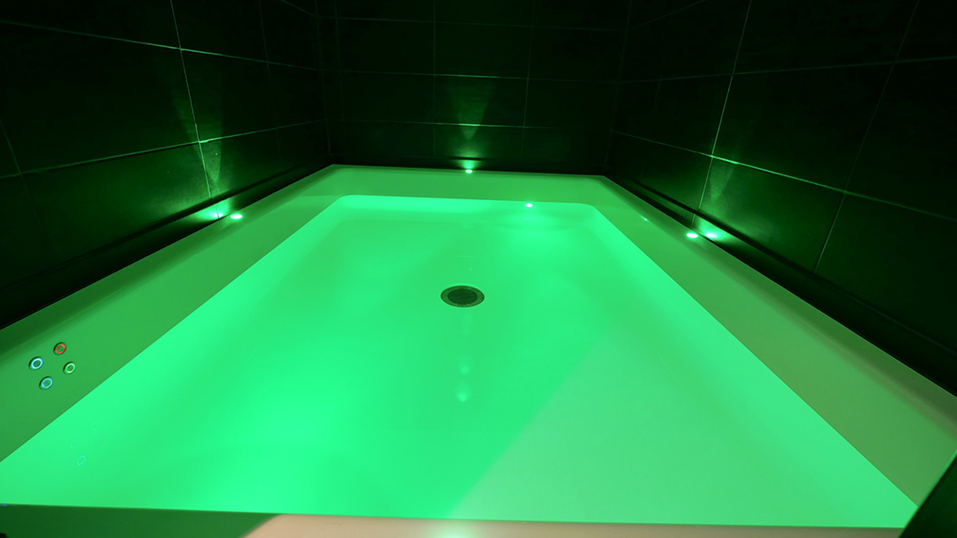 Paar Floating Hamburg Hafencity