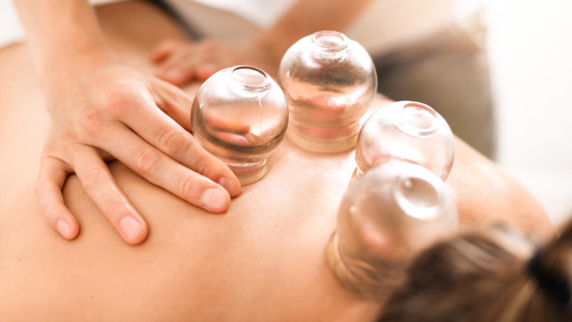 Schröpf- und Körperwickelmassage München