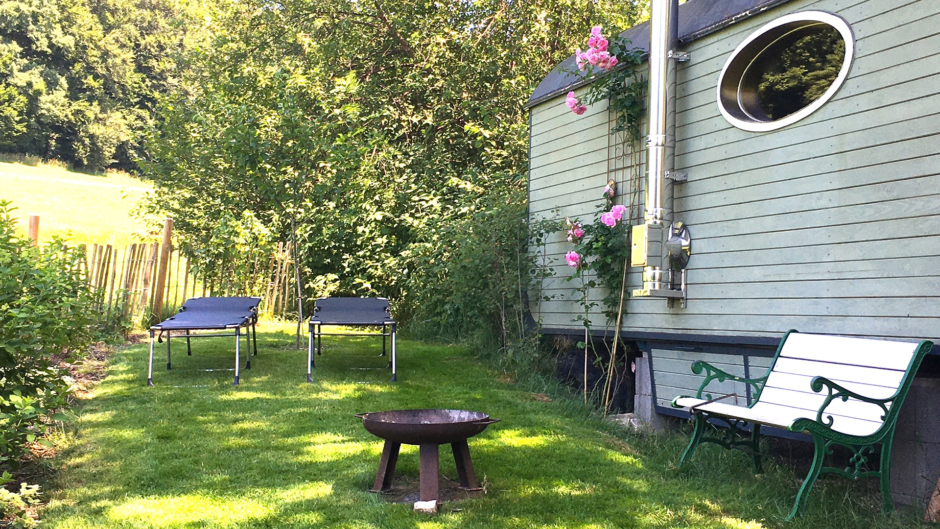 Übernachten im Zirkuswagen Fischach für 2 (1 Nacht)