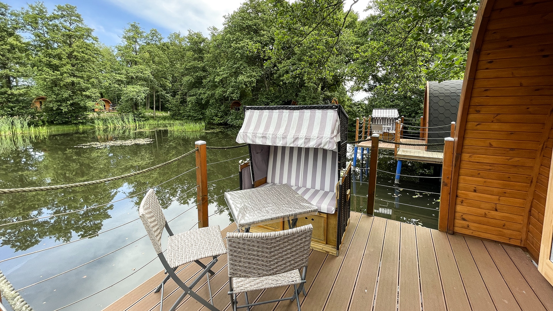 Übernachtung im Premium Pod am Wasser mit Kanutour Silberstedt für 2 (1 Nacht)