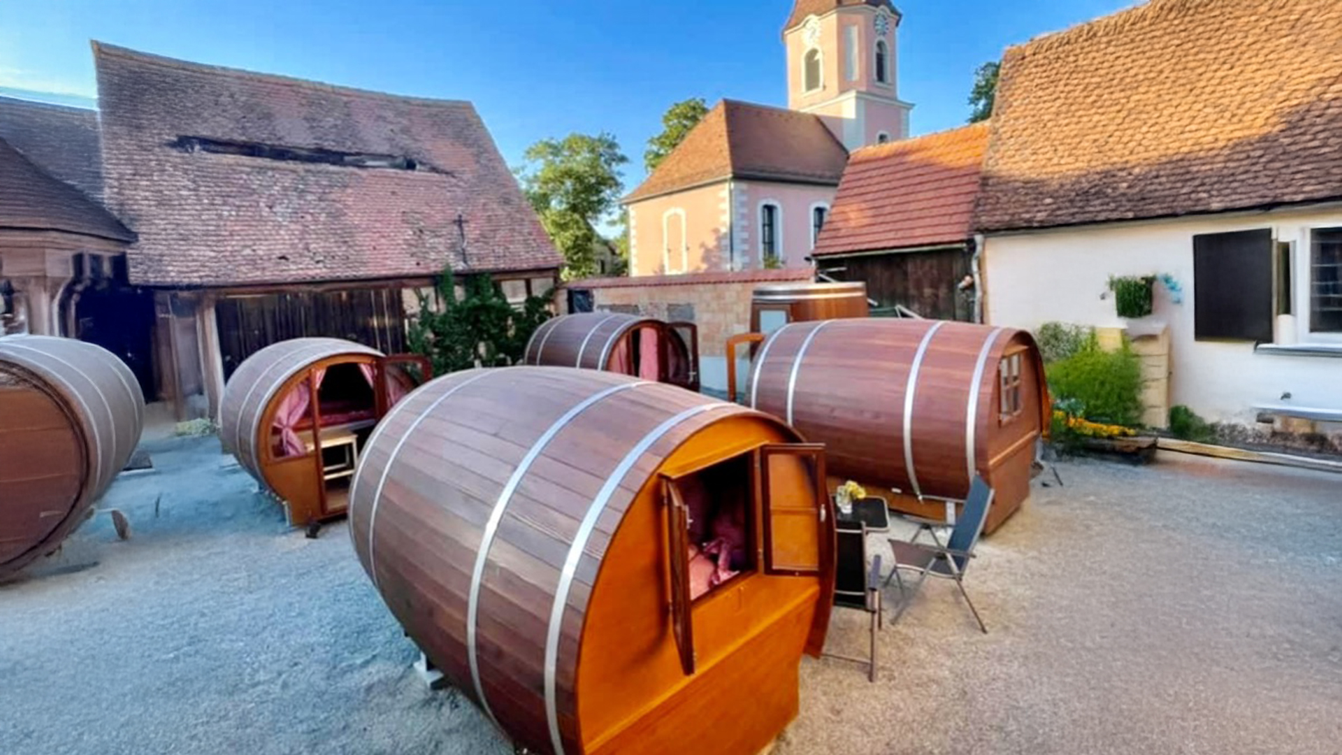 Übernachtung im Weinfass mit Schnitzeljagd Ipsheim für 2 (1 Nacht)