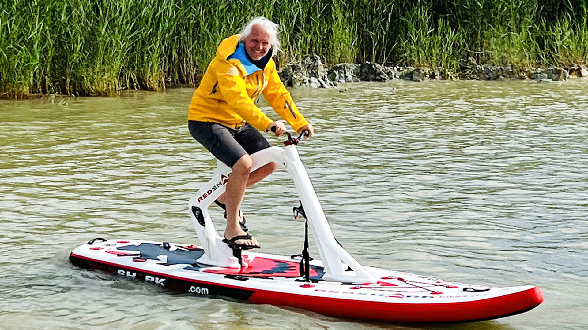 Wasserfahrrad am Neusiedler See